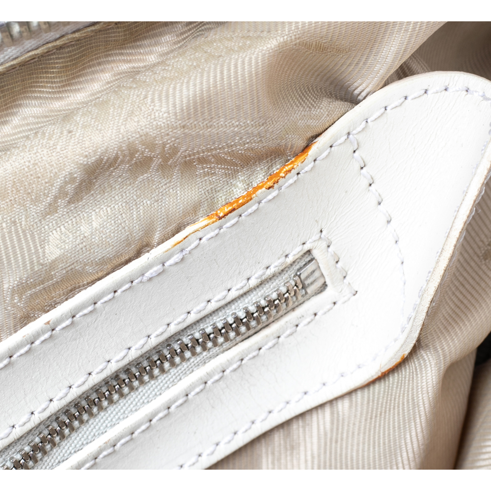 BURBERRY Off White Leather Studded Ashbury Knight Satchel - Picture 7 of 9